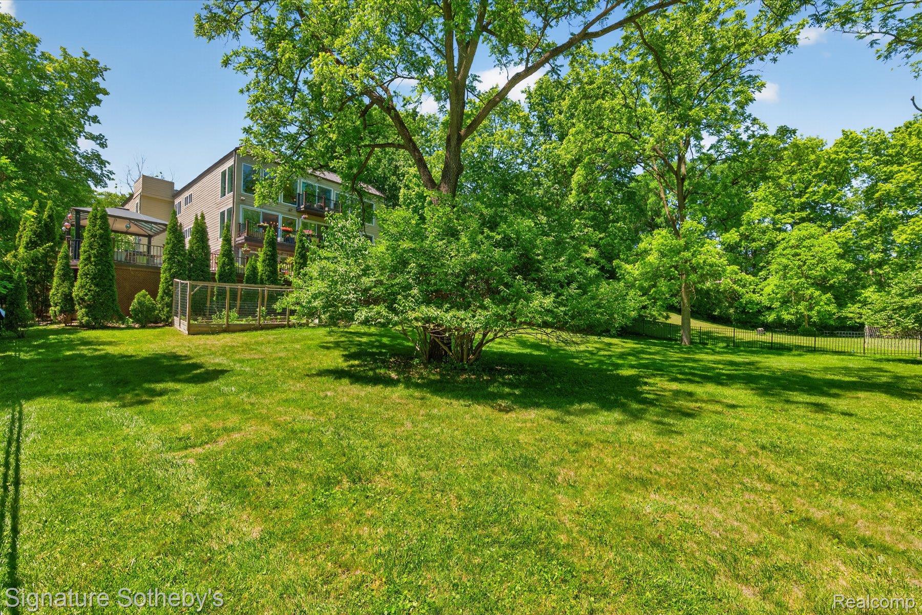 30650 Lahser Road Property Photo 80