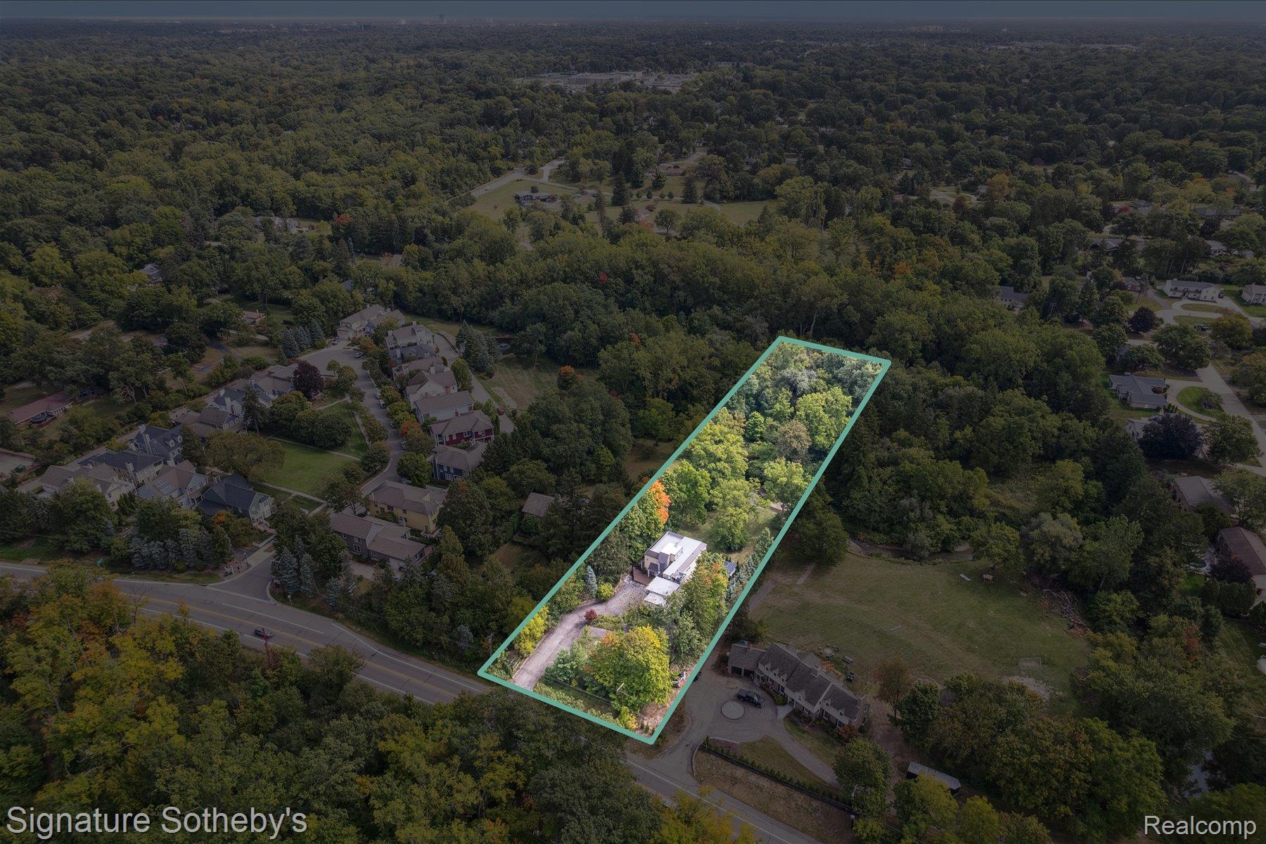 30650 Lahser Road Property Photo 93