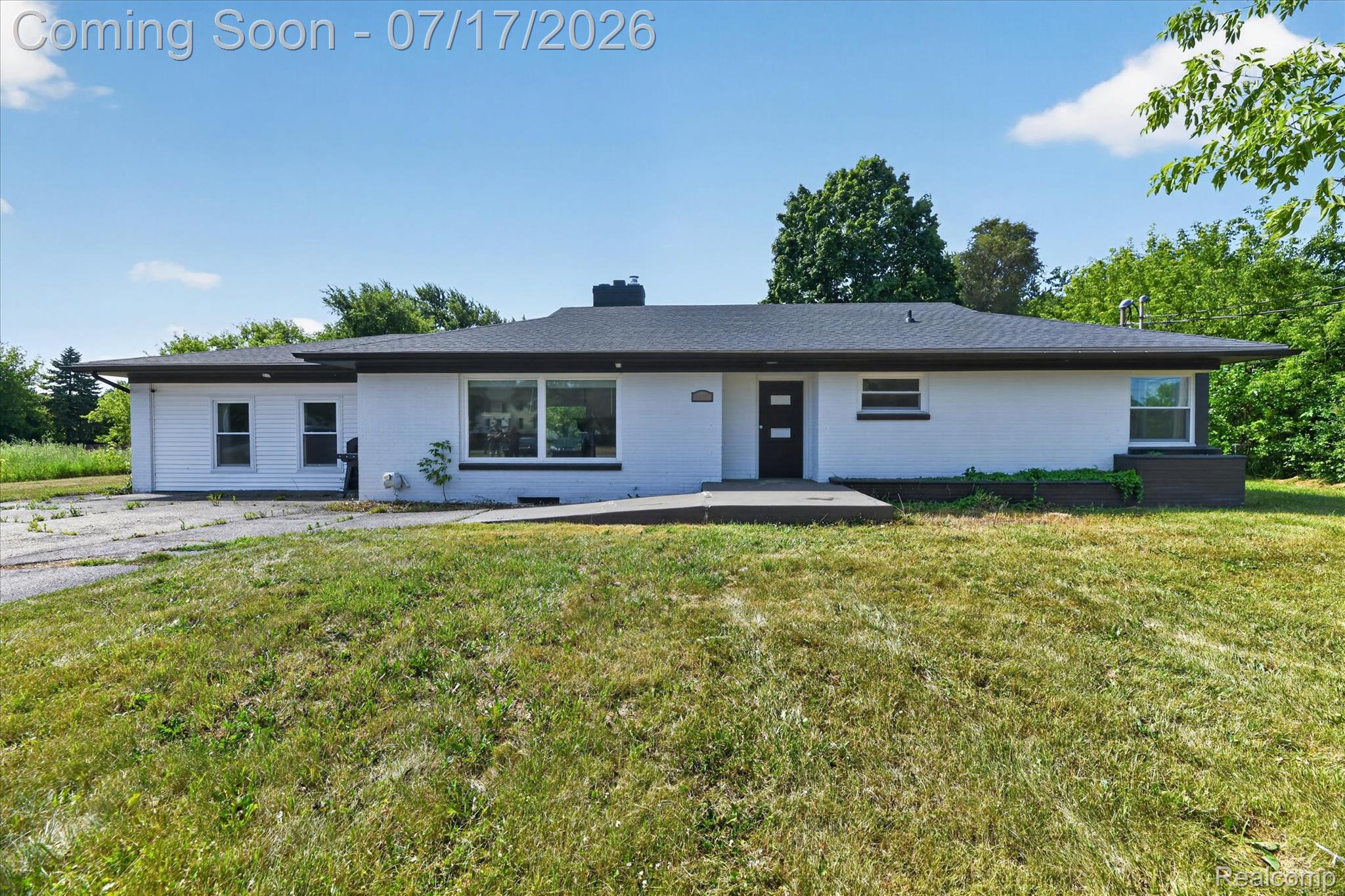 5200 Lapeer Road Property Photo 1