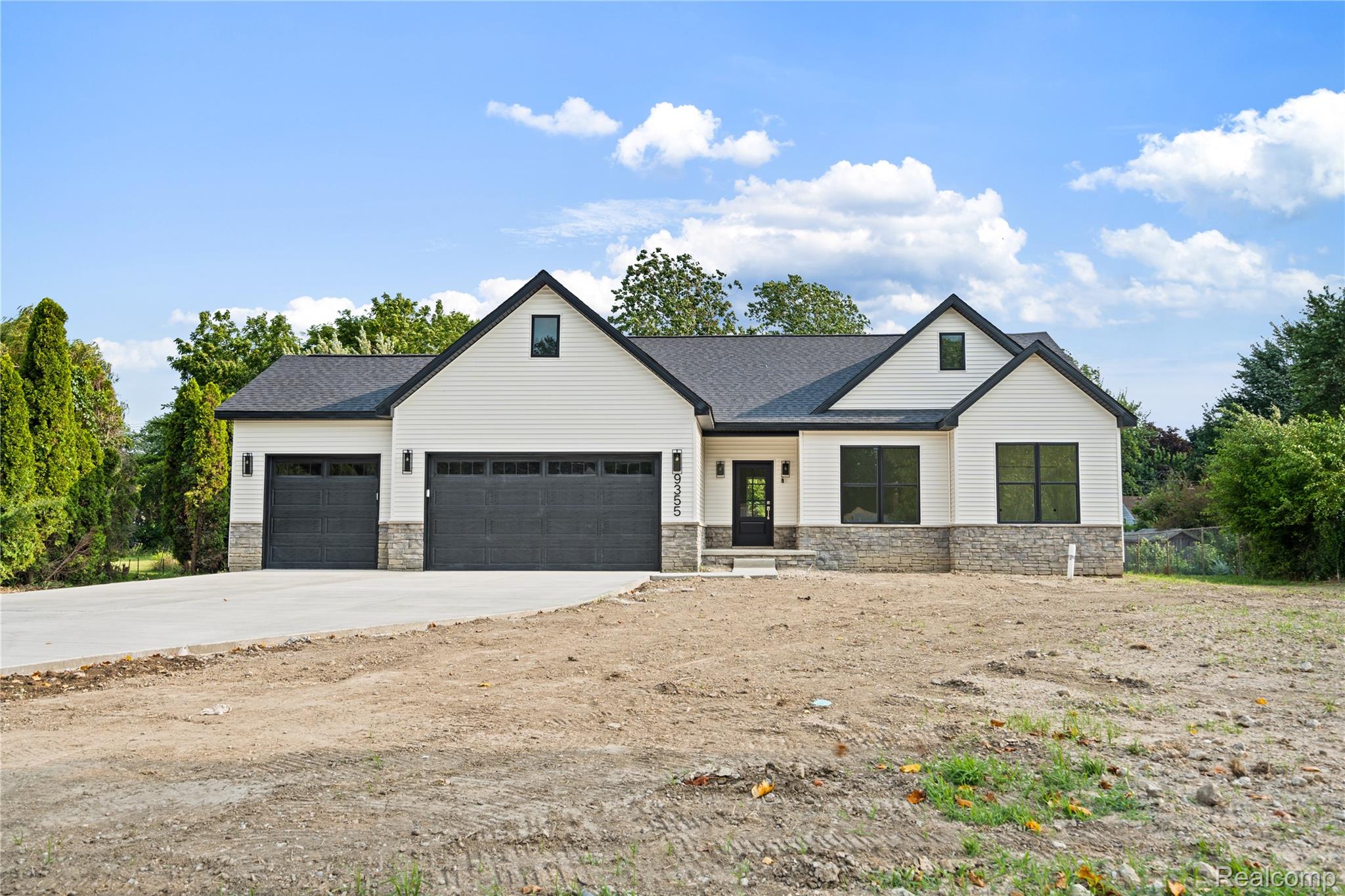 9355 Highland Drive Property Photo 1