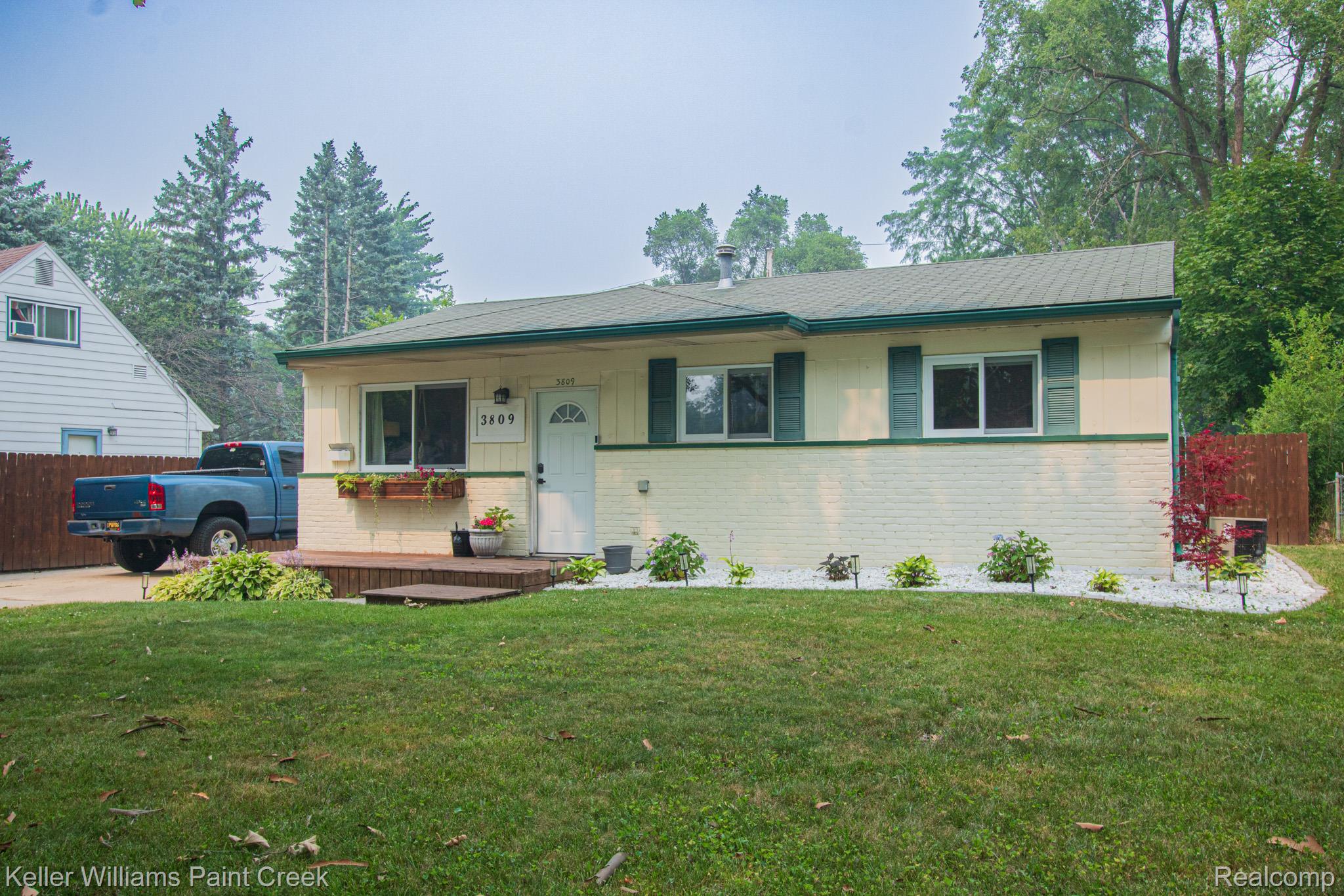 3809 Wedgewood Drive Property Photo 1