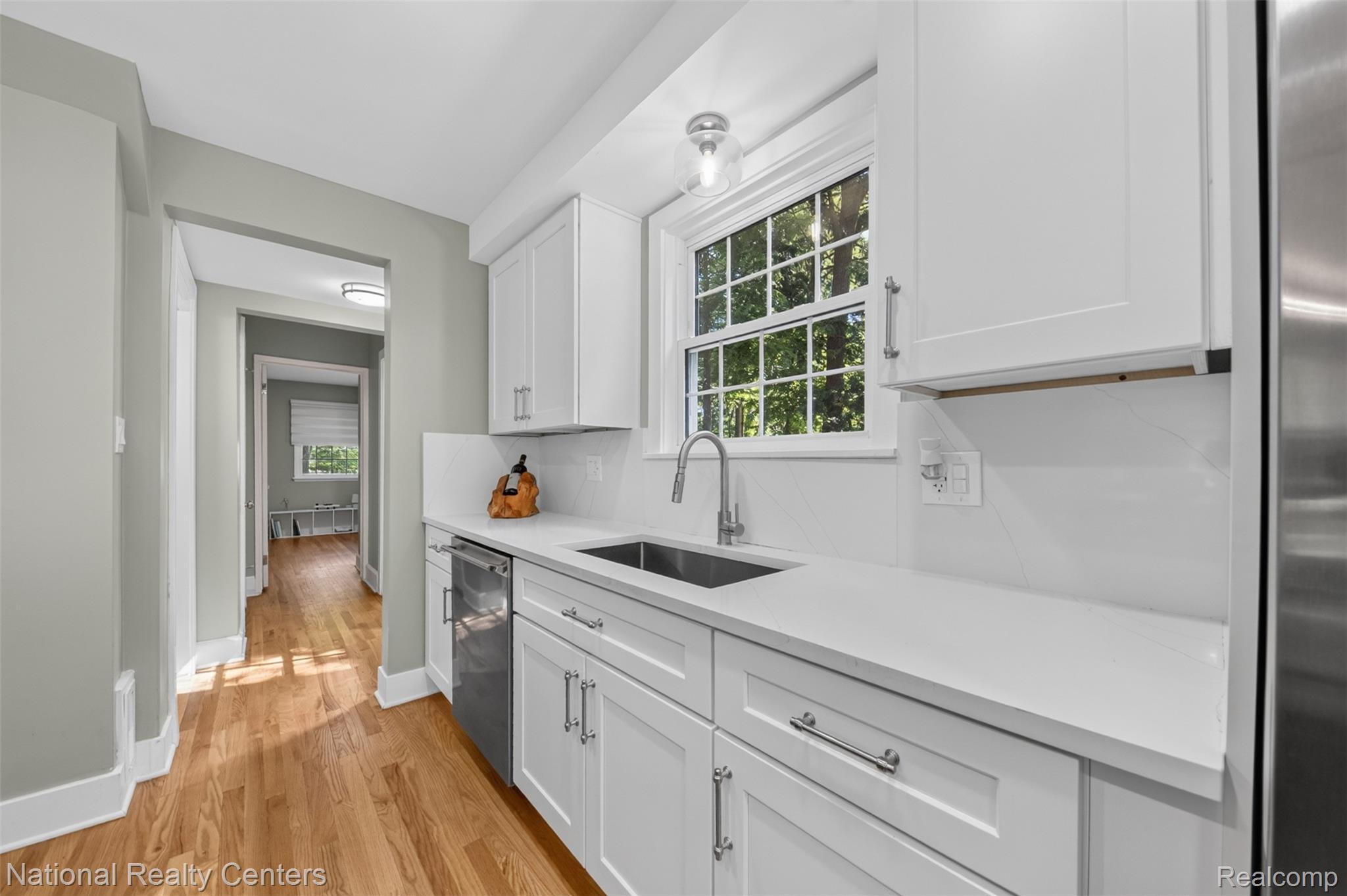 1905 Steere Place Property Photo 12