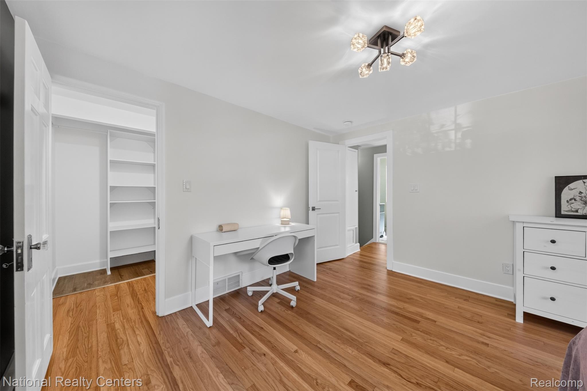 1905 Steere Place Property Photo 23