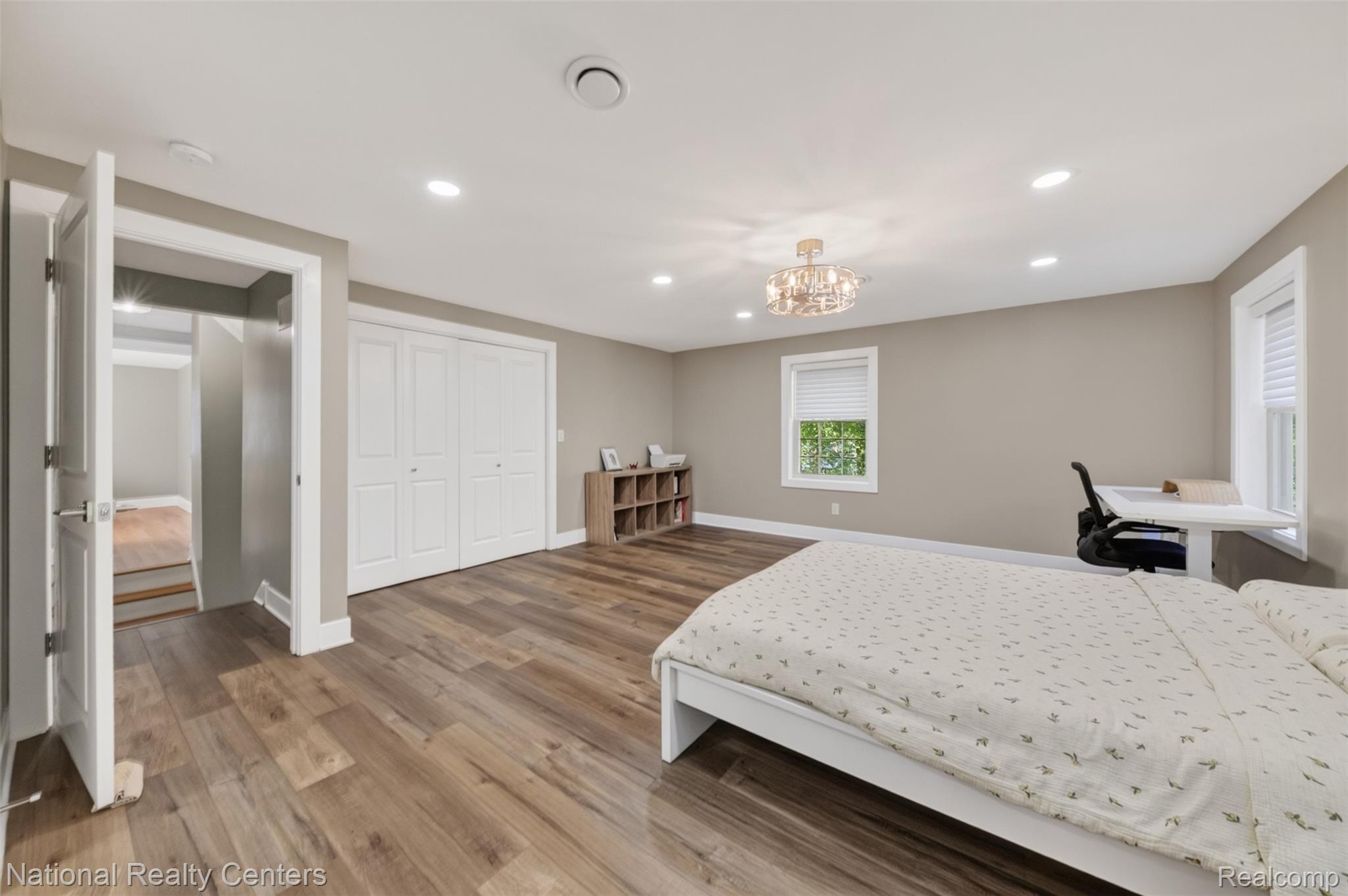1905 Steere Place Property Photo 34