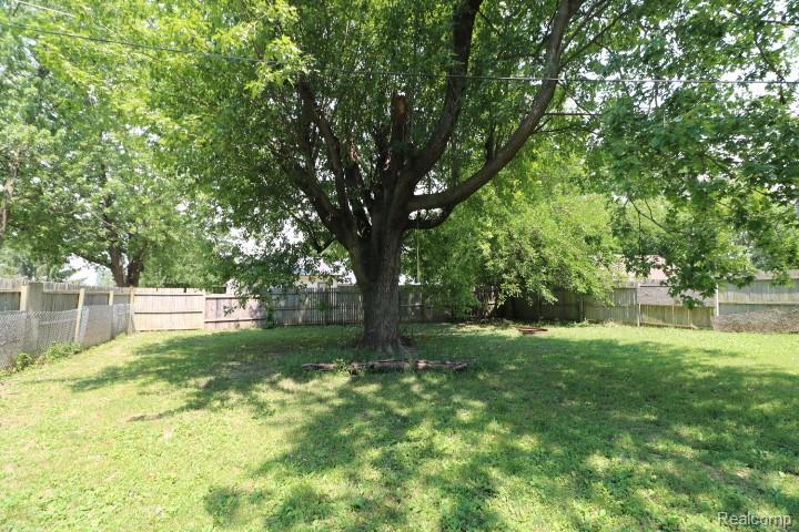 4229 Mill Street Property Photo 5
