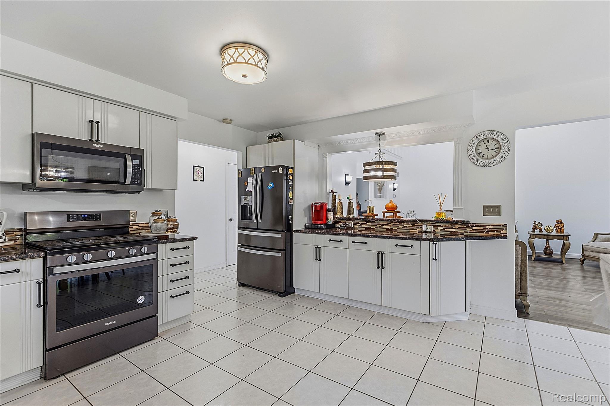 52279 Matterhorn Drive Property Photo 15