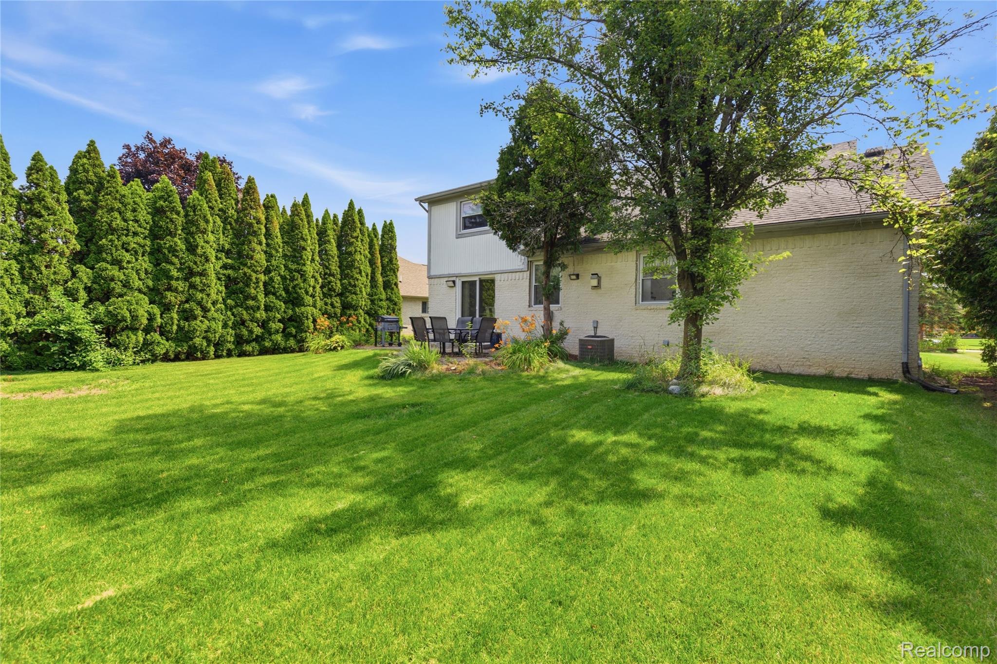 52279 Matterhorn Drive Property Photo 35