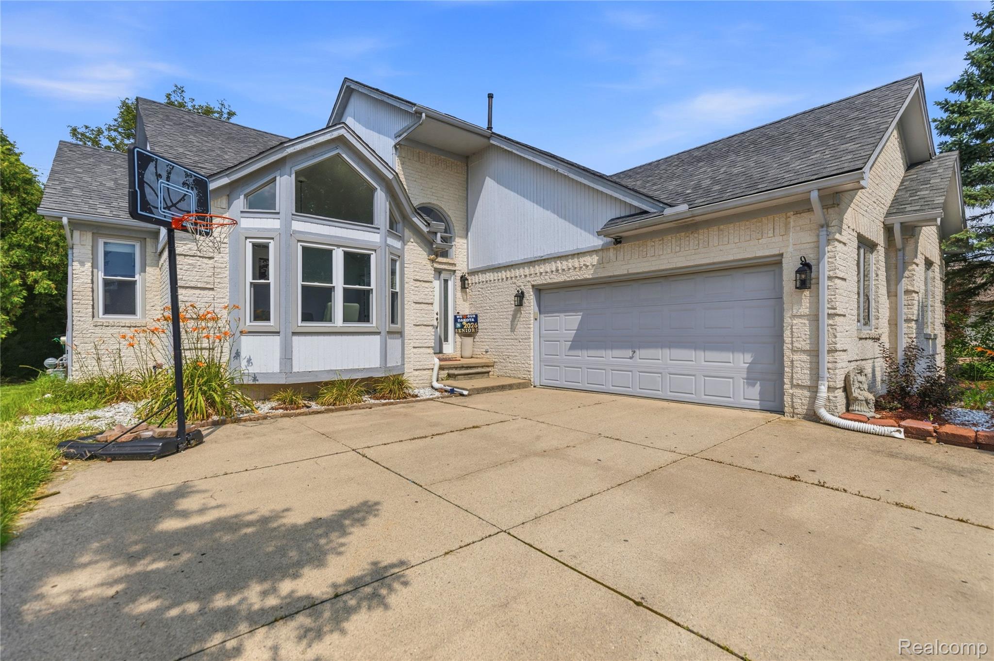 52279 Matterhorn Drive Property Photo 37