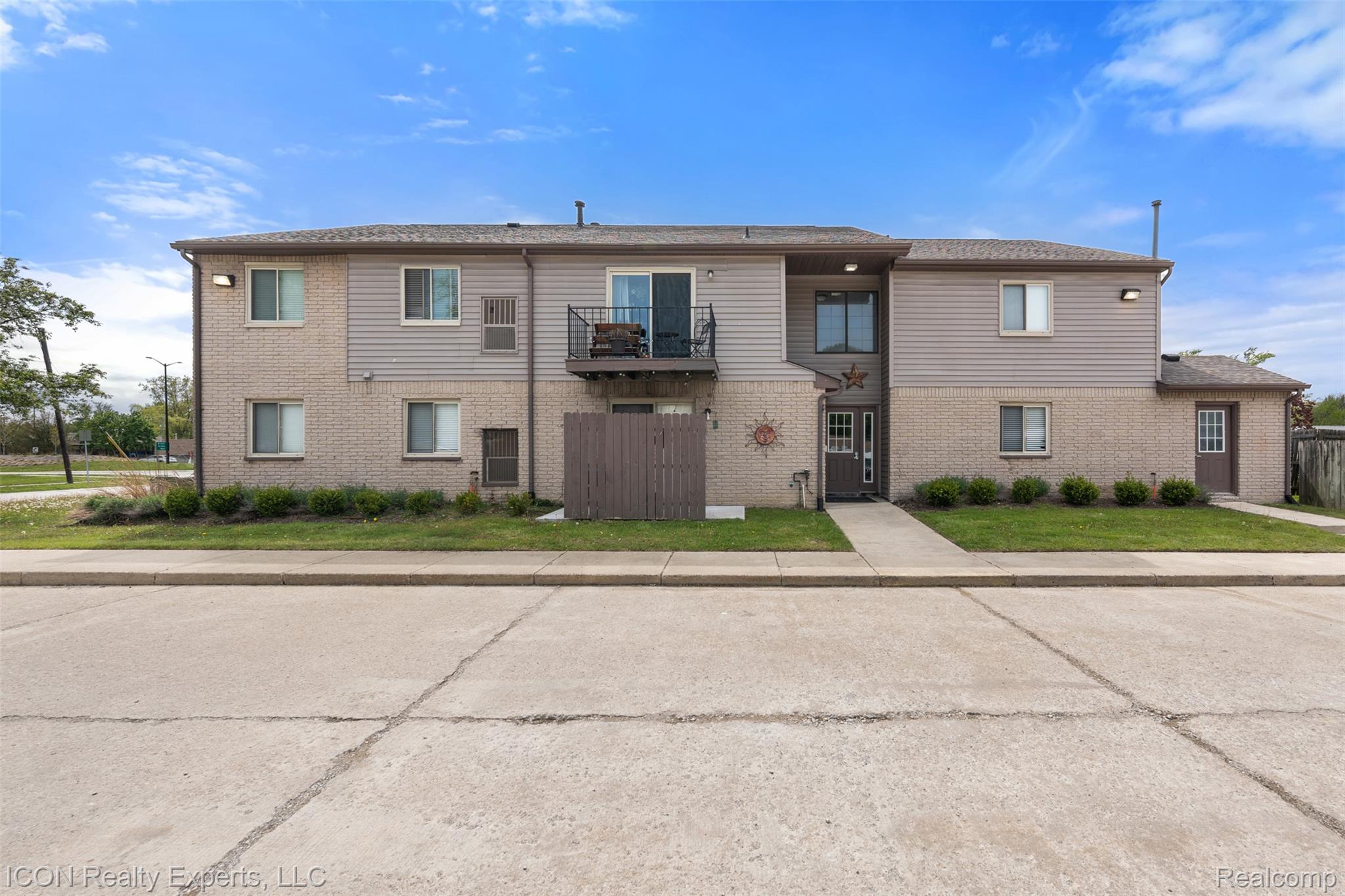 5975 Burroughs Avenue Property Photo 1