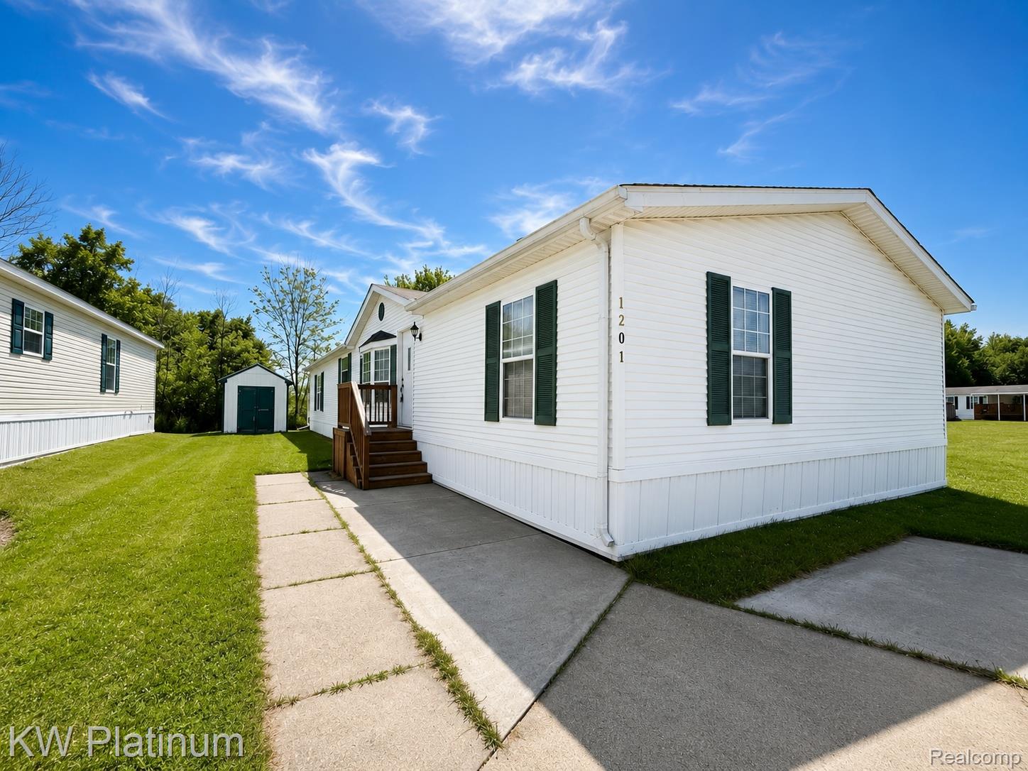1201 Orchard Lane Property Photo 1