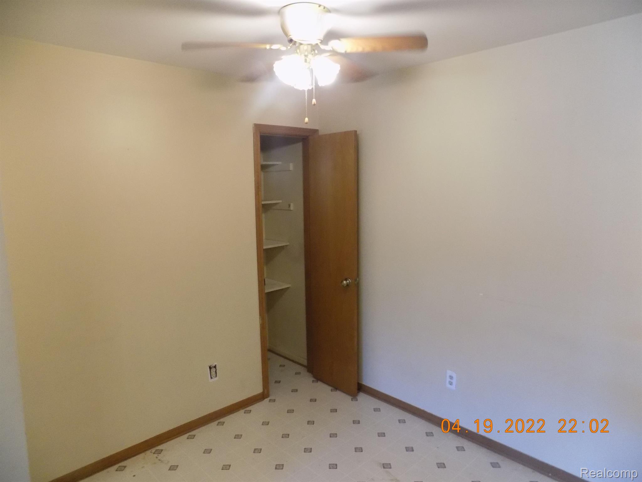 15246 Ashley Court 14 Property Photo 4