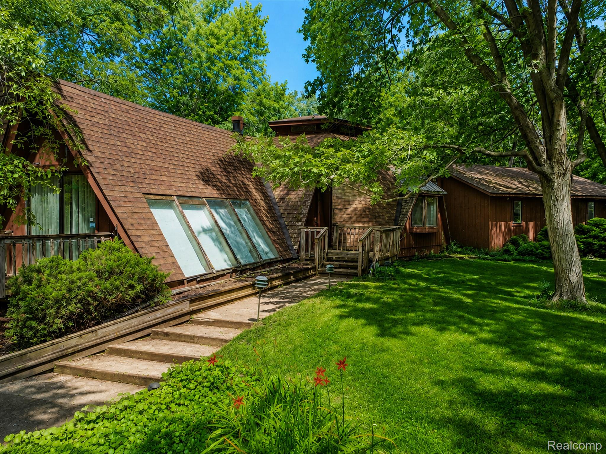 28966 Sibley Road Property Photo 8