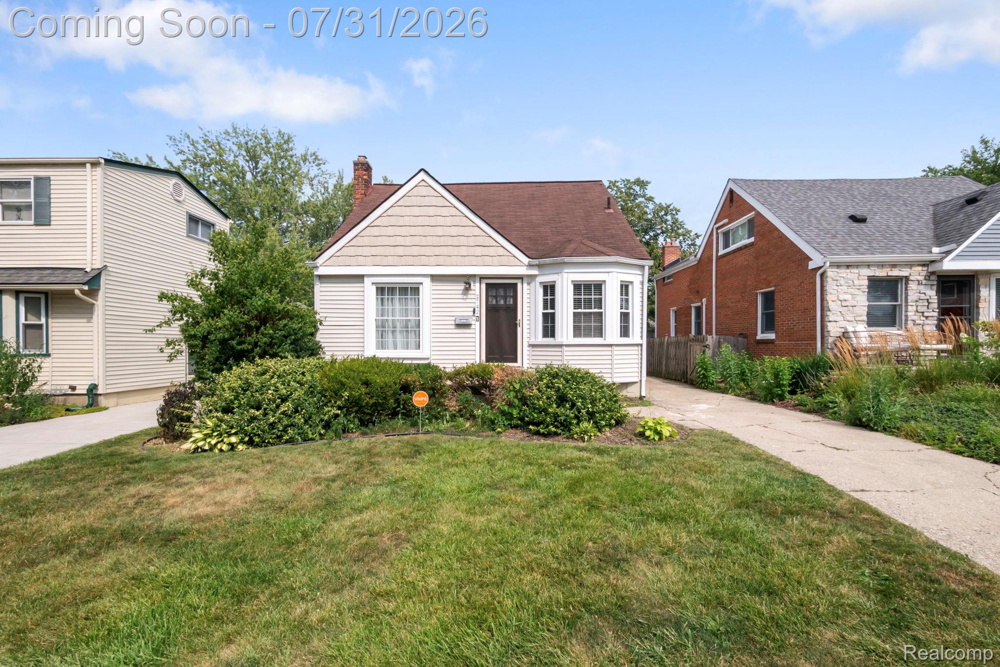 2742 Oakshire Avenue Property Photo 1