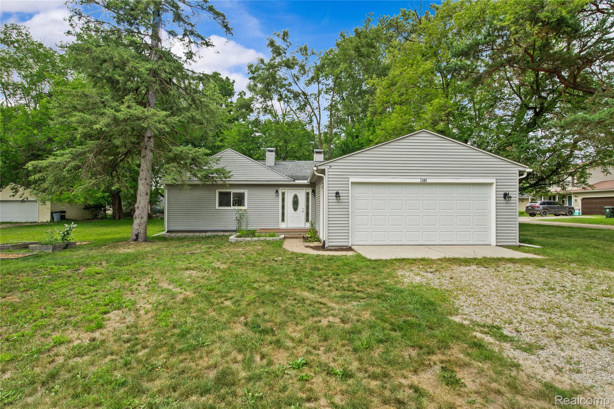 1145 Bayfield Street Property Photo 1