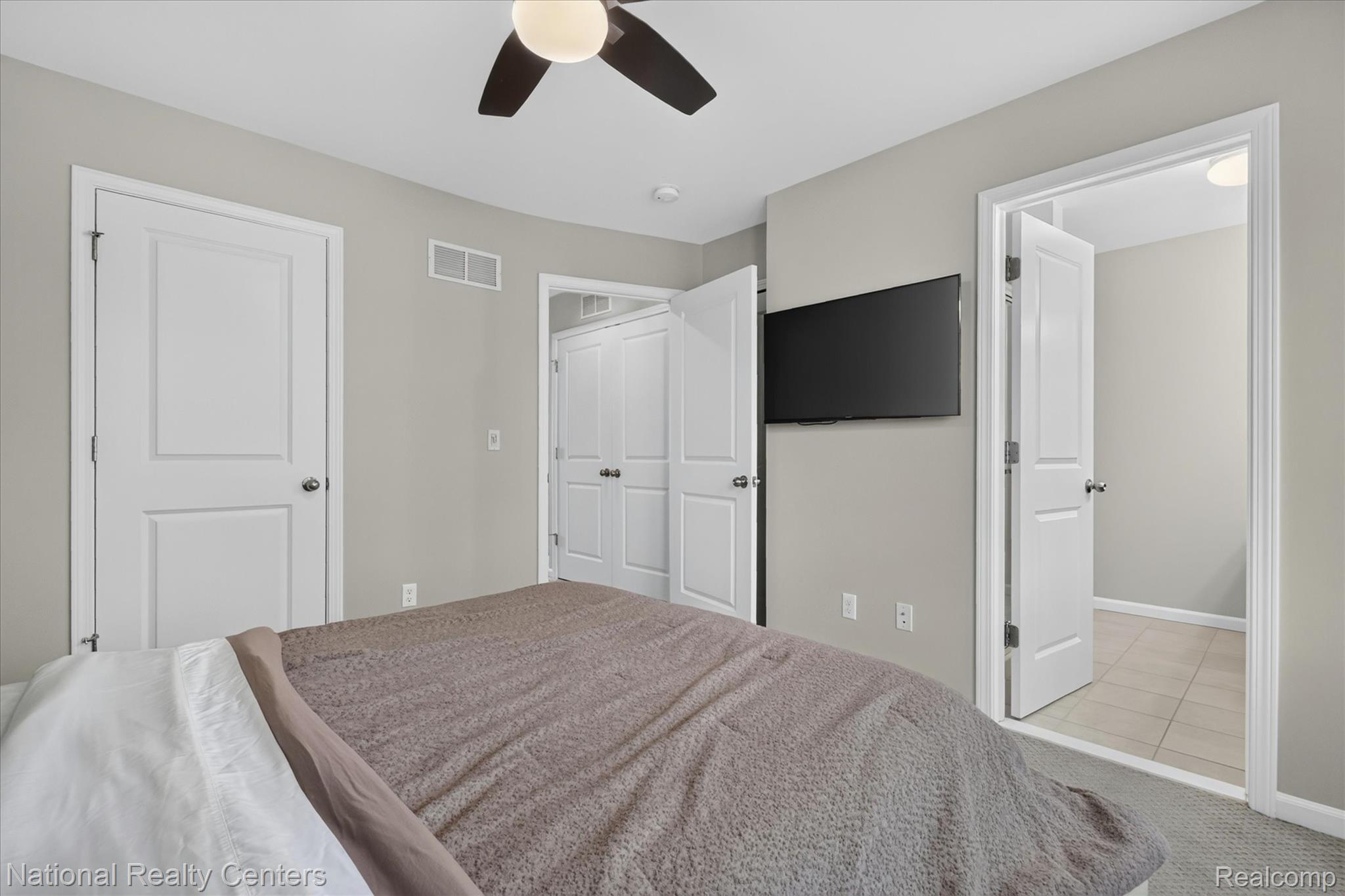 565 Jenny Way Property Photo 18