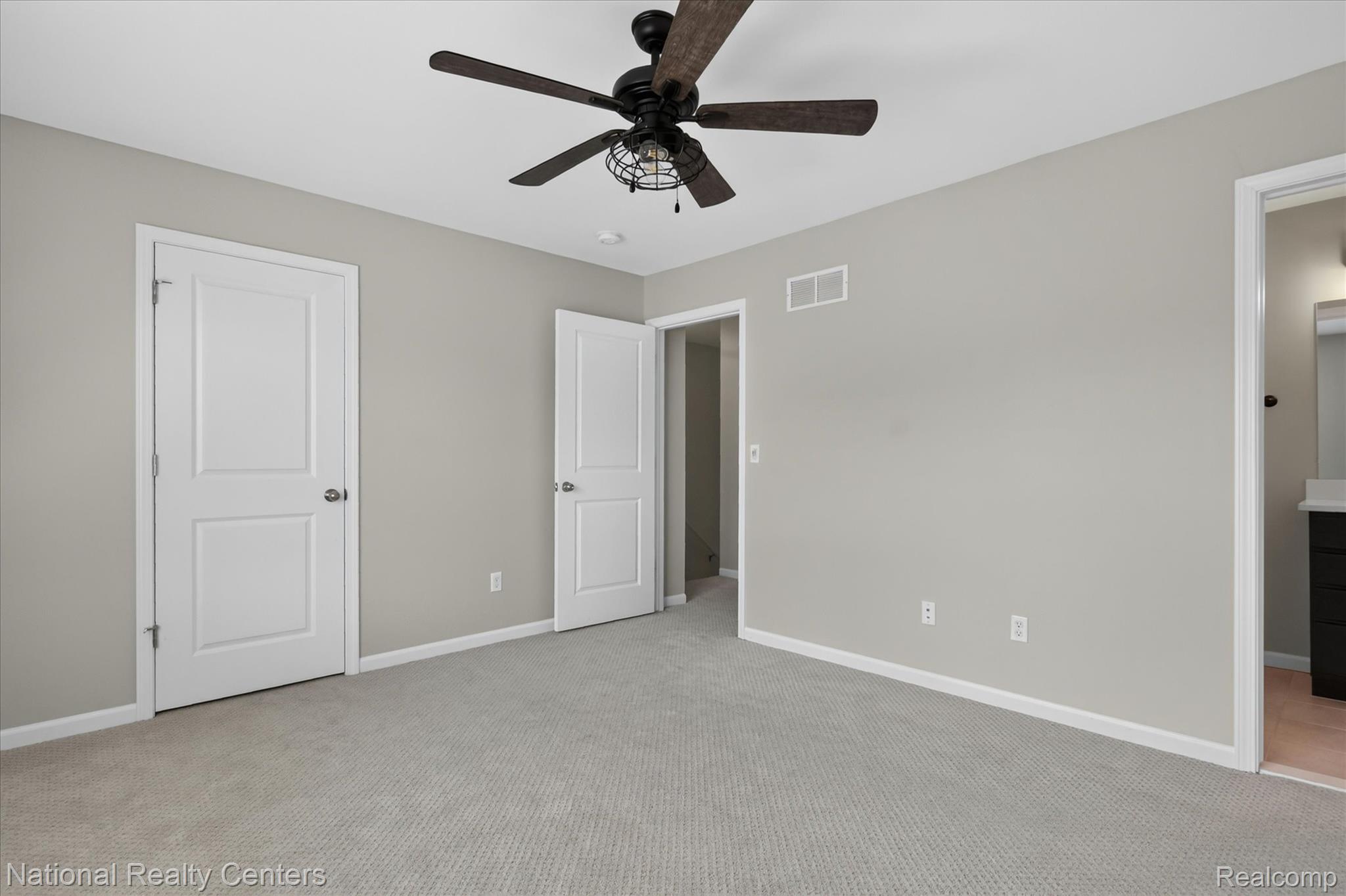 565 Jenny Way Property Photo 22