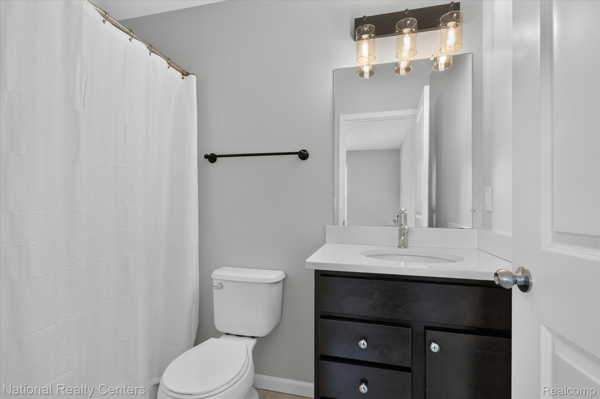 565 Jenny Way Property Photo 24