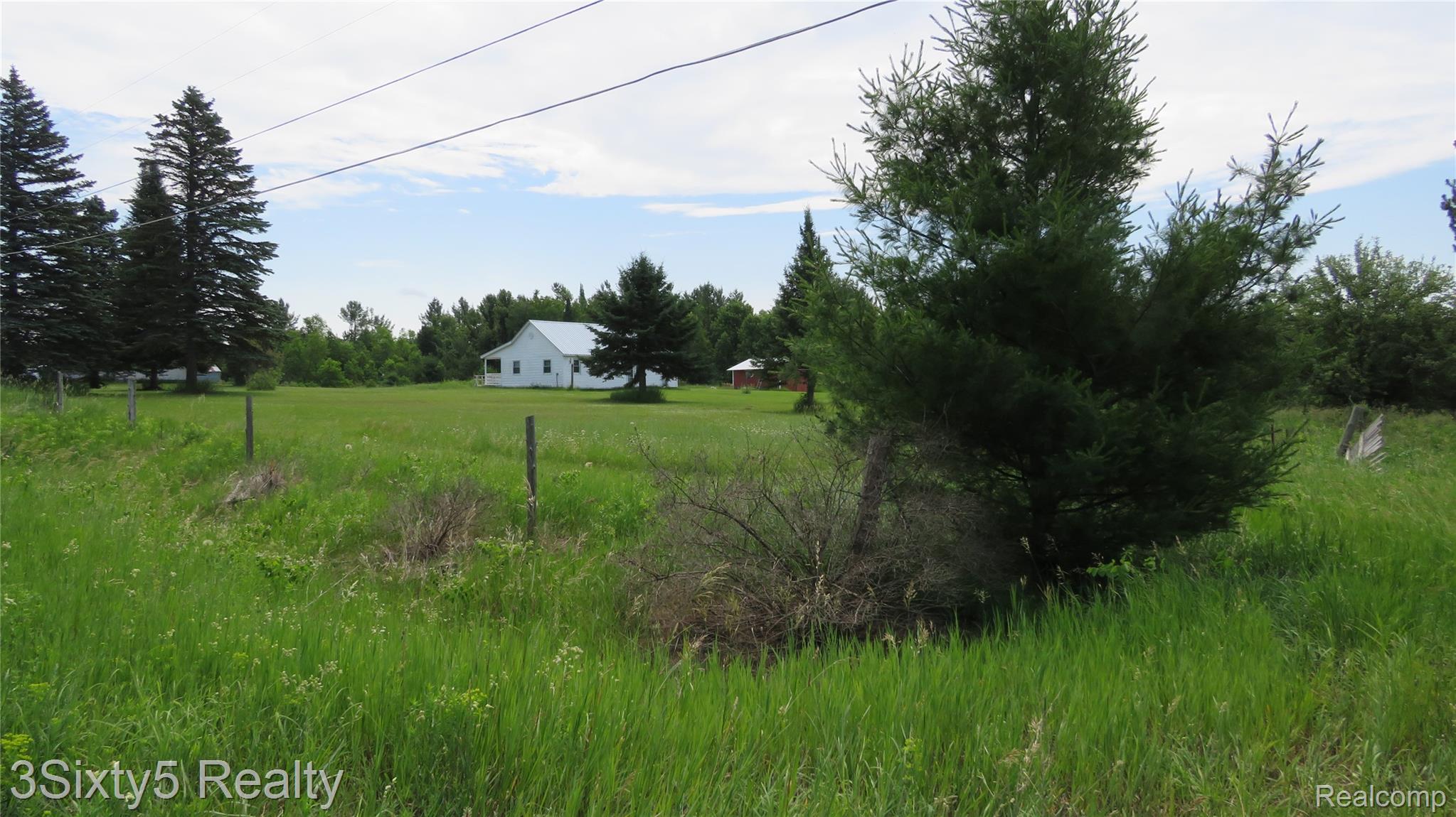 20661 Hackett Lake Highway Property Photo 6