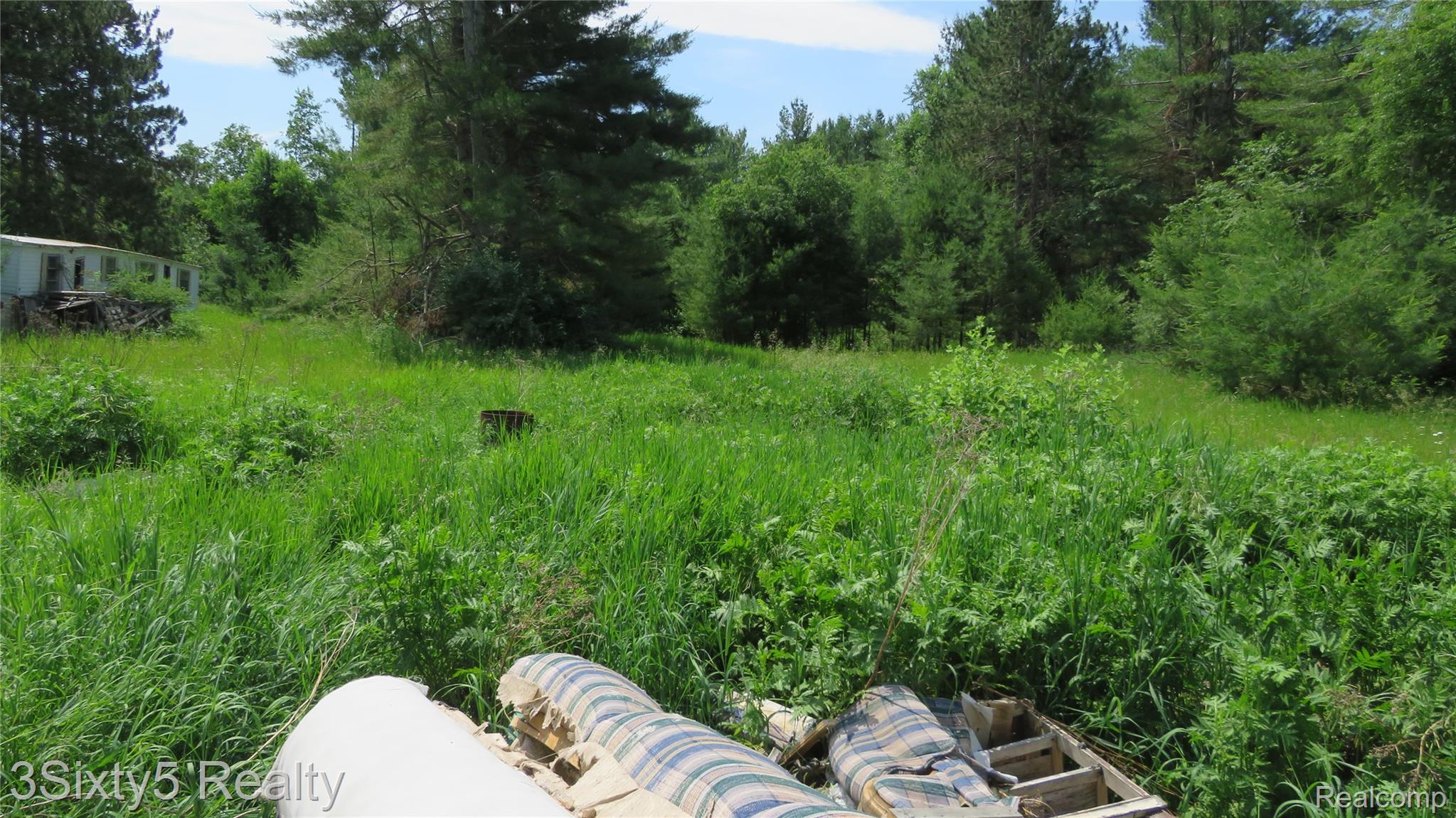 20661 Hackett Lake Highway Property Photo 23