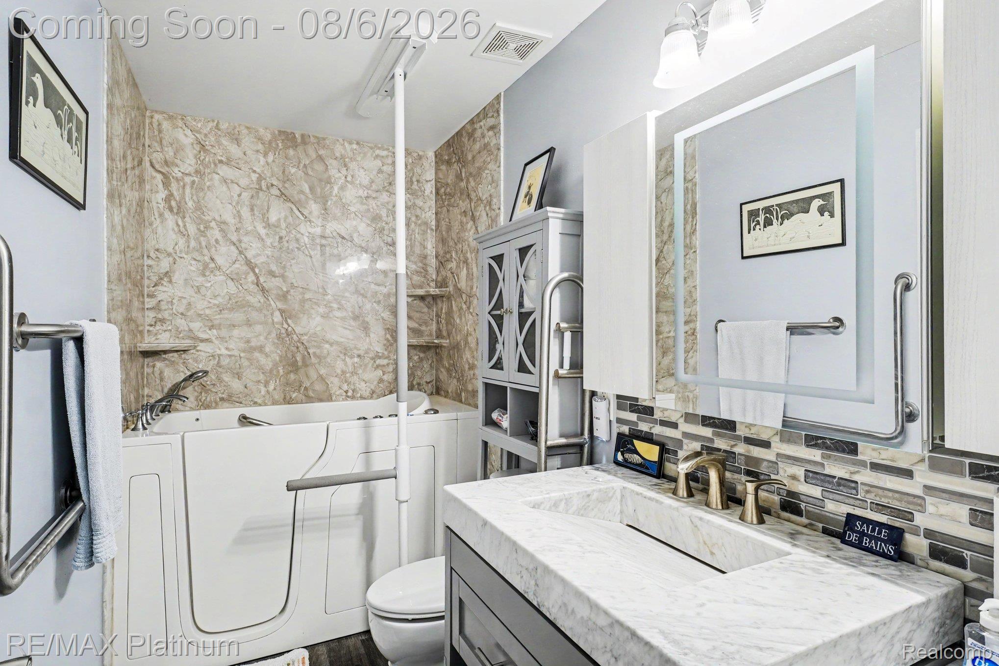 10404 Fawn Ridge Trail Property Photo 12
