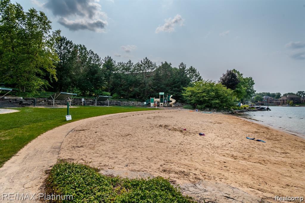 42 Boat Slip Property Photo 14