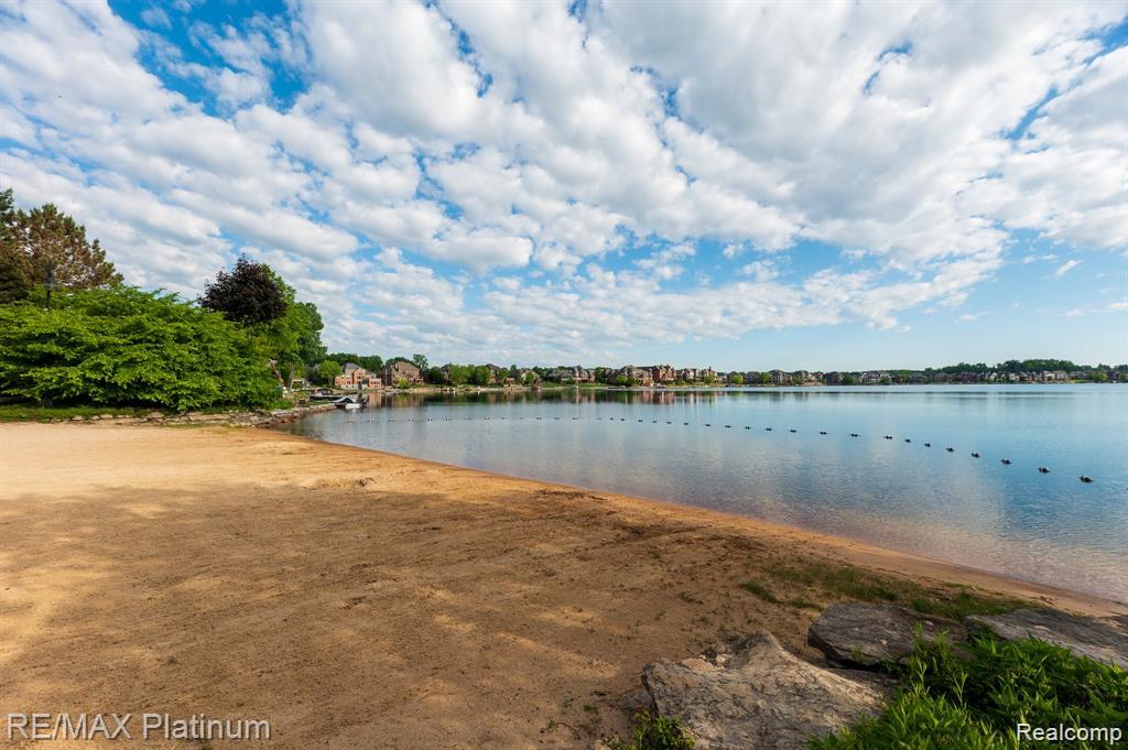 42 Boat Slip Property Photo 15