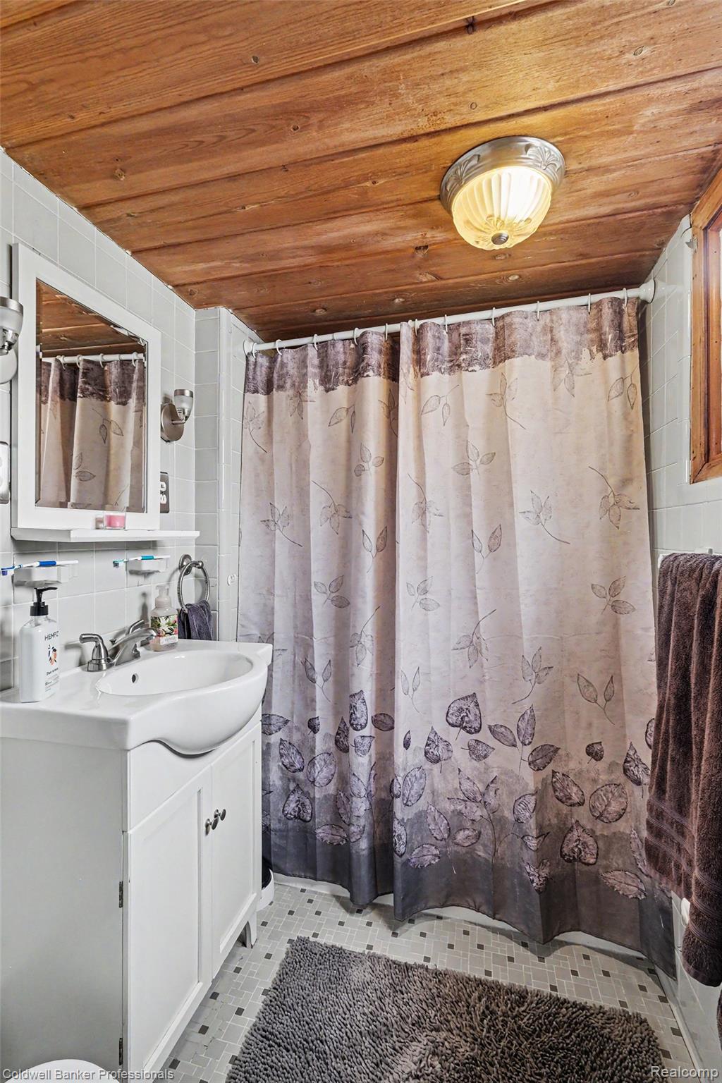 3105 E Dodge Road Property Photo 11