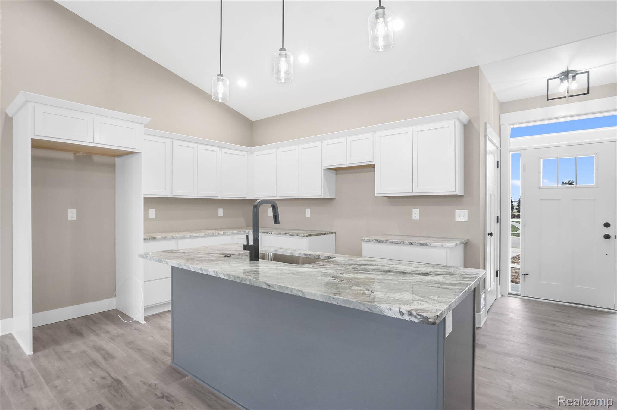 1315 Park Ridge Pointe Property Photo 9