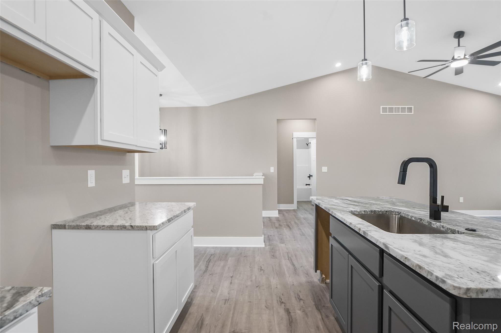 1315 Park Ridge Pointe Property Photo 11