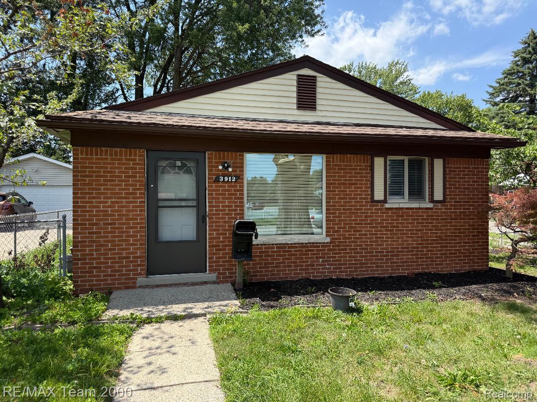 3912 S Gulley Road Property Photo 1