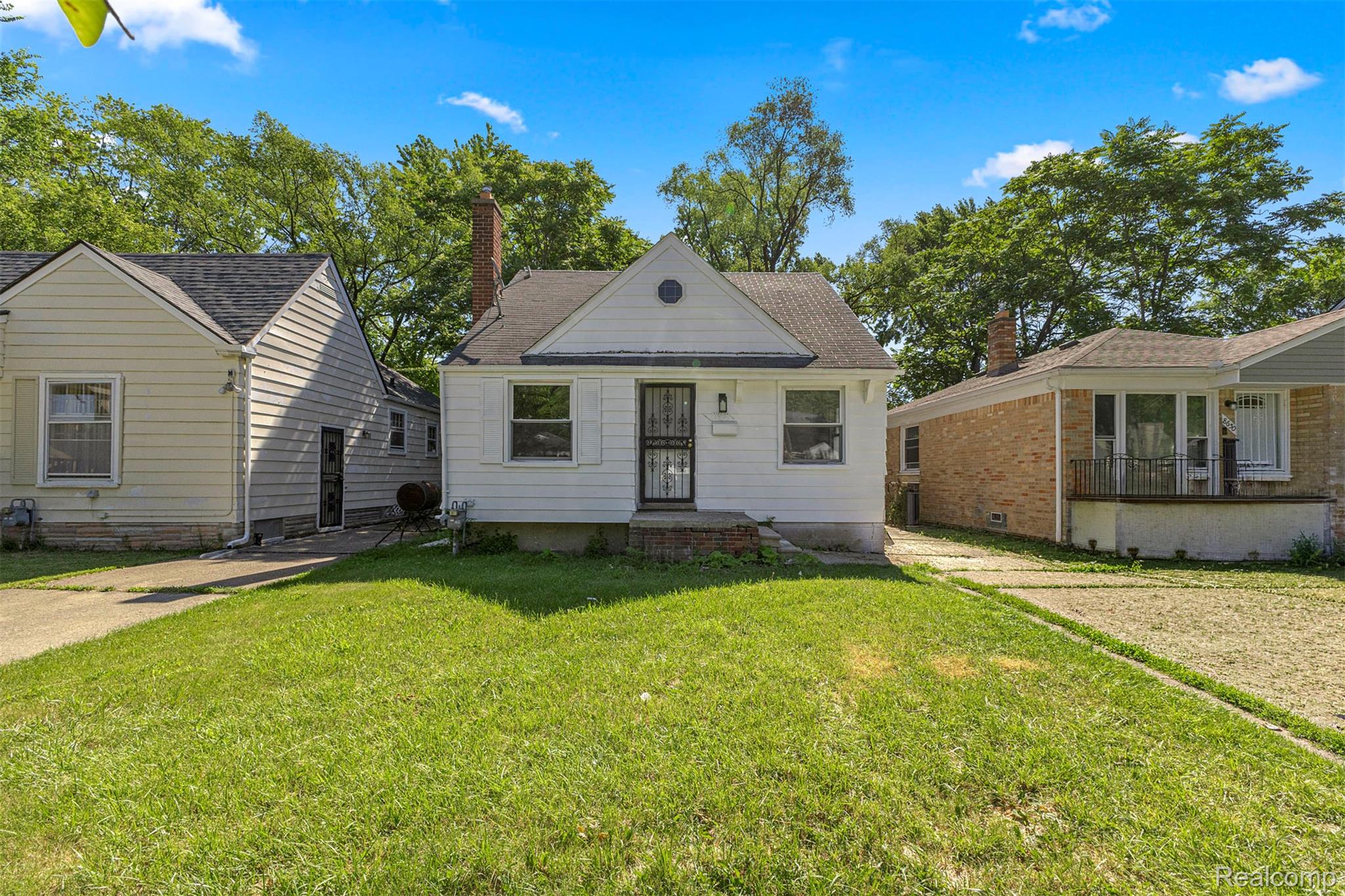 8658 Stahelin Avenue Property Photo 1