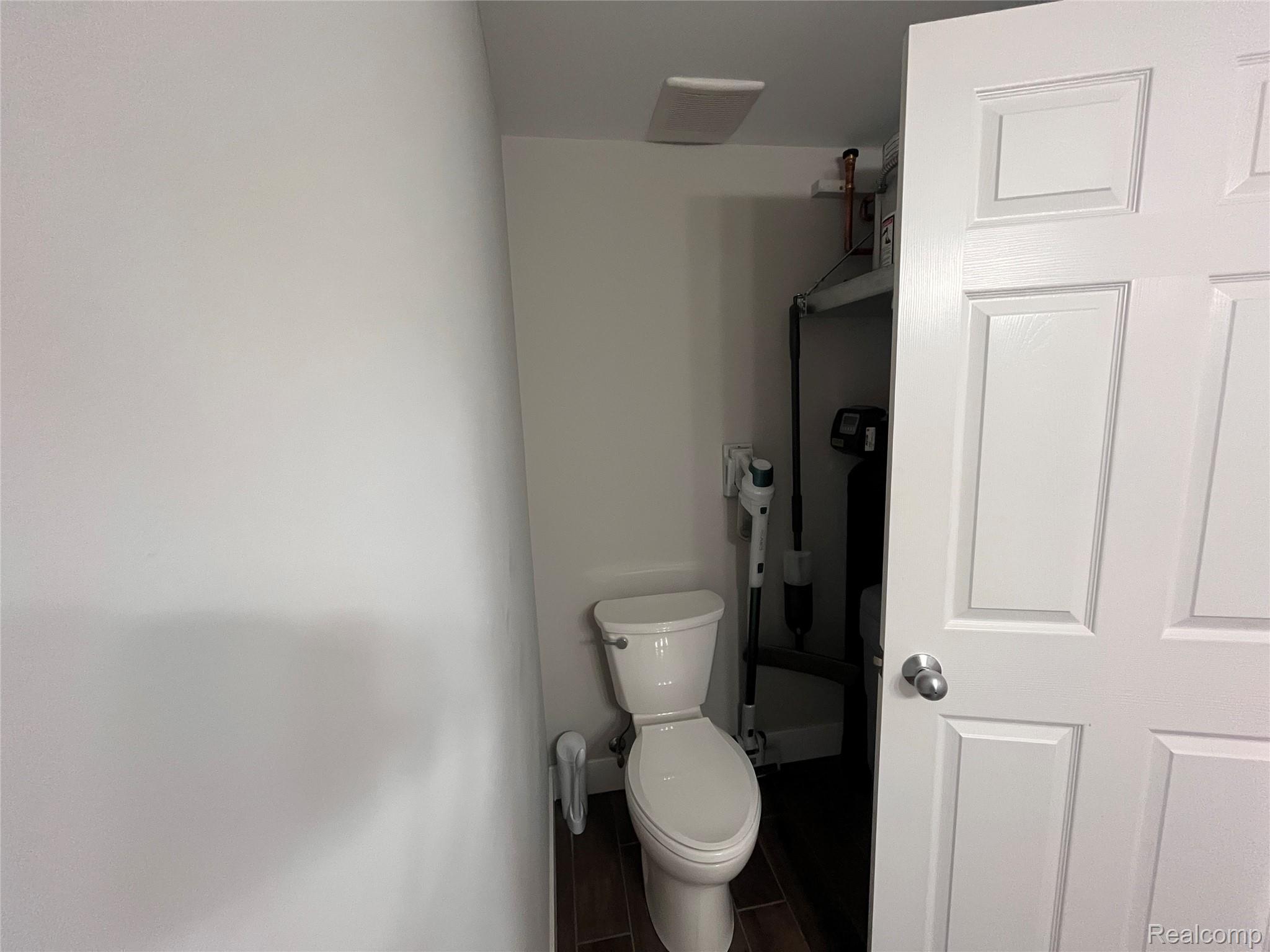 10047 Bergin Road Property Photo 7