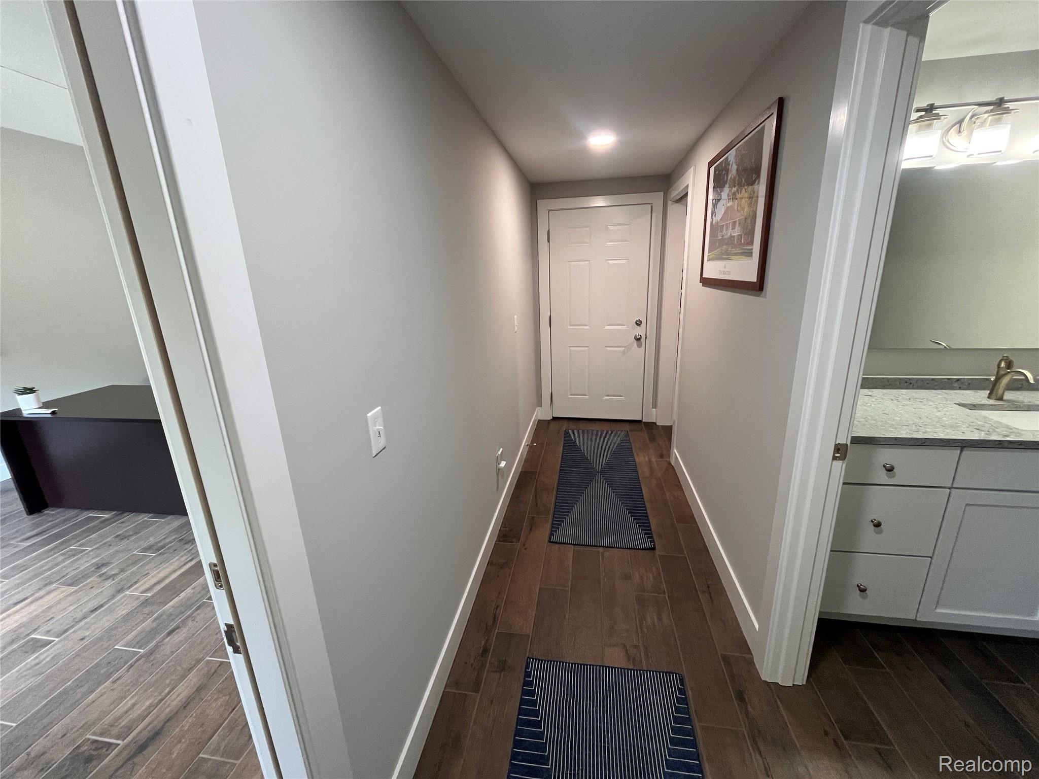 10047 Bergin Road Property Photo 8
