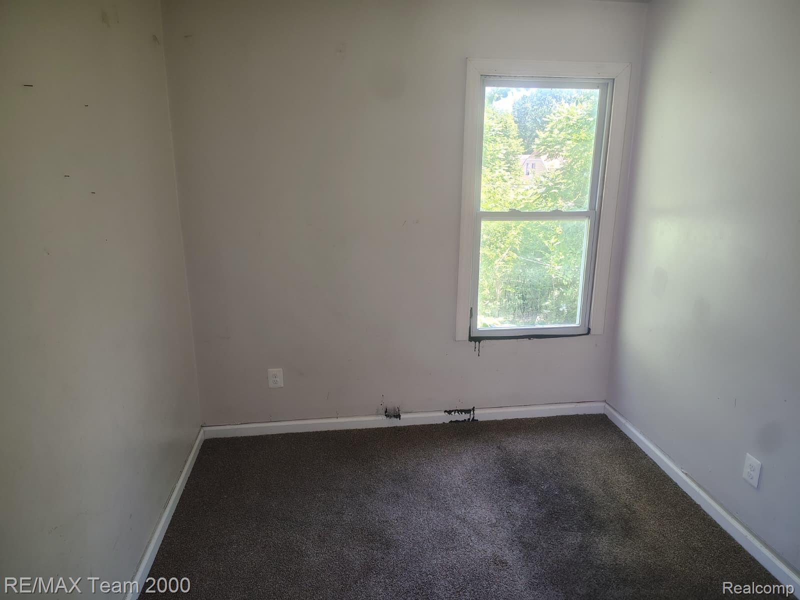 9186 Steel Street Property Photo 15