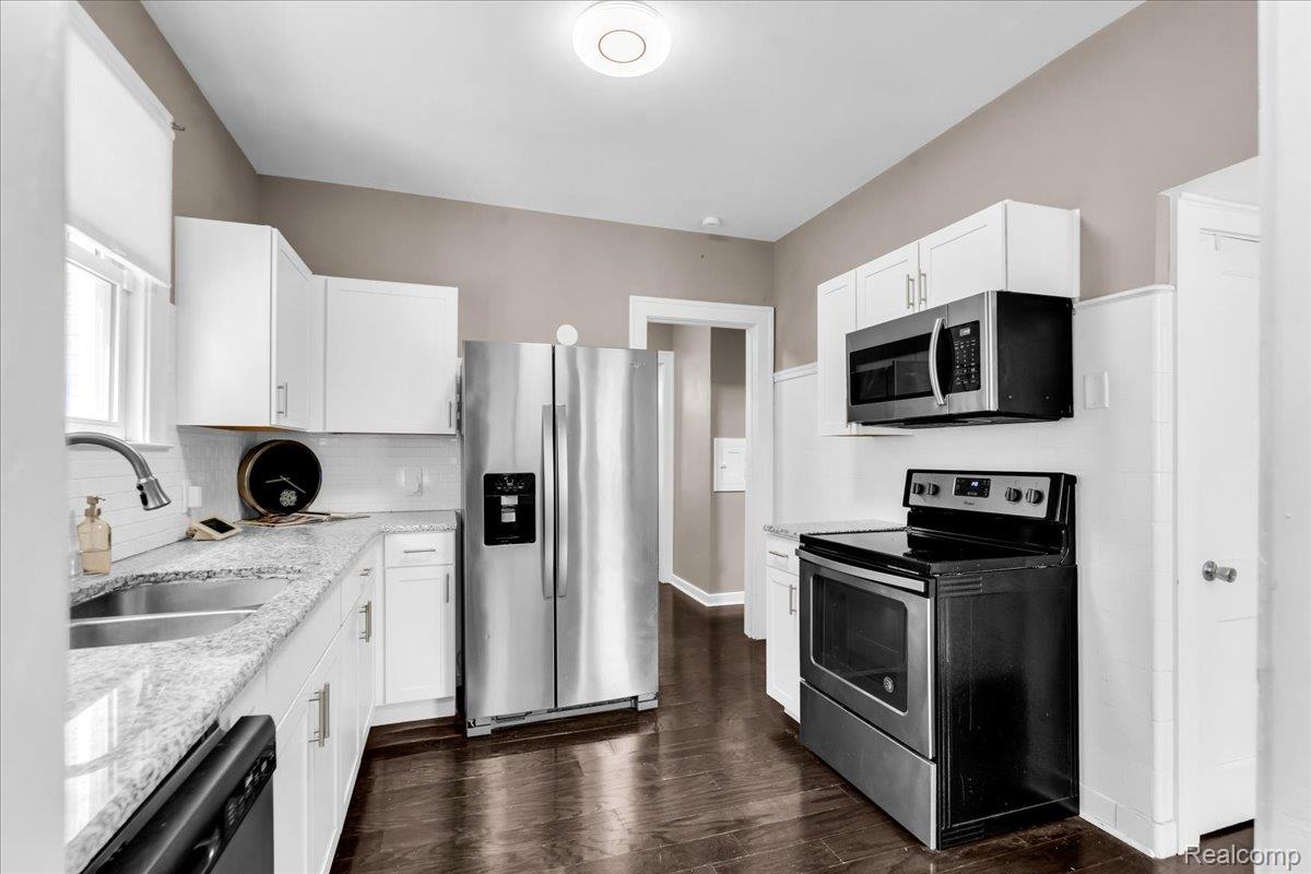 2007 W Boston Boulevard Property Photo 12