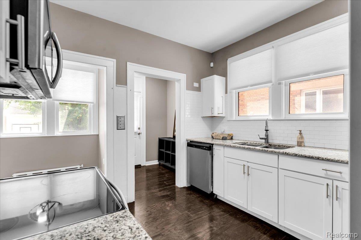 2007 W Boston Boulevard Property Photo 13