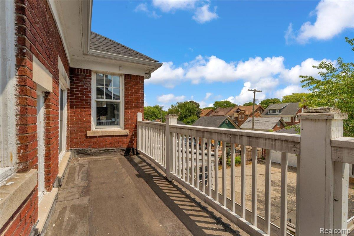 2007 W Boston Boulevard Property Photo 35