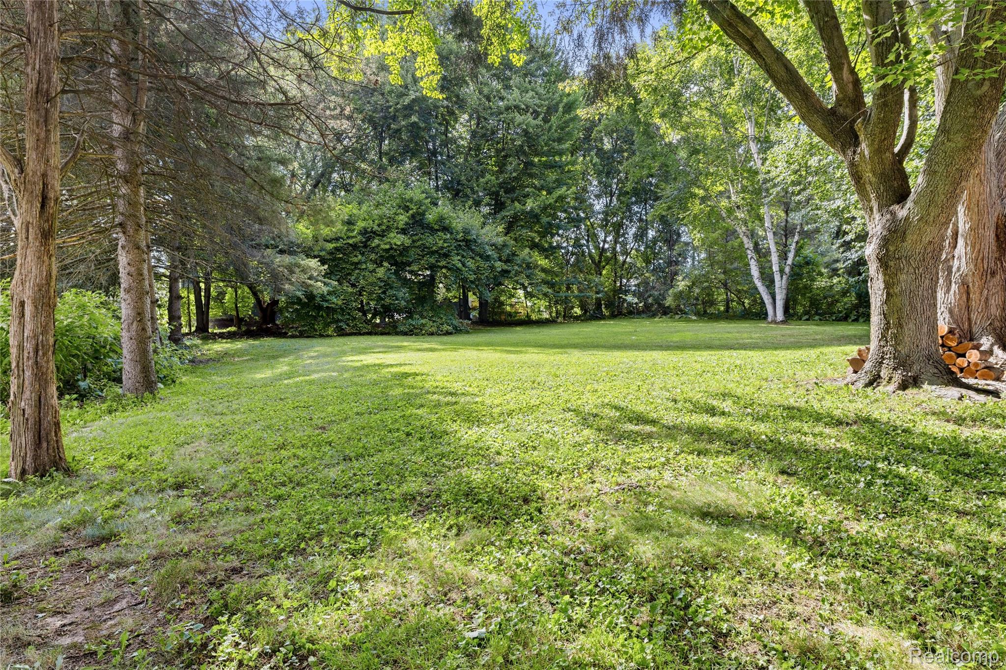 6180 Meyer Avenue Property Photo 2