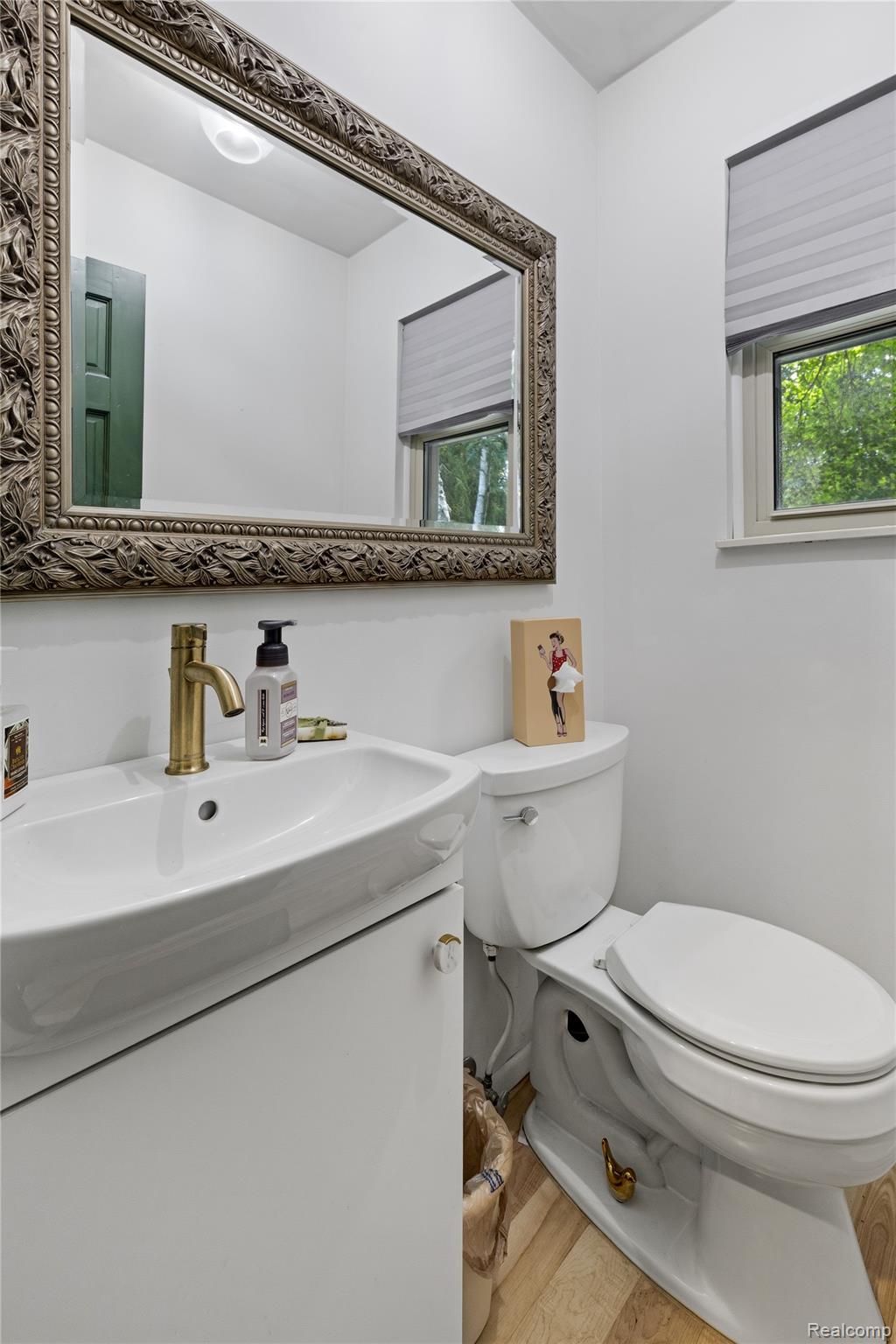 6180 Meyer Avenue Property Photo 12