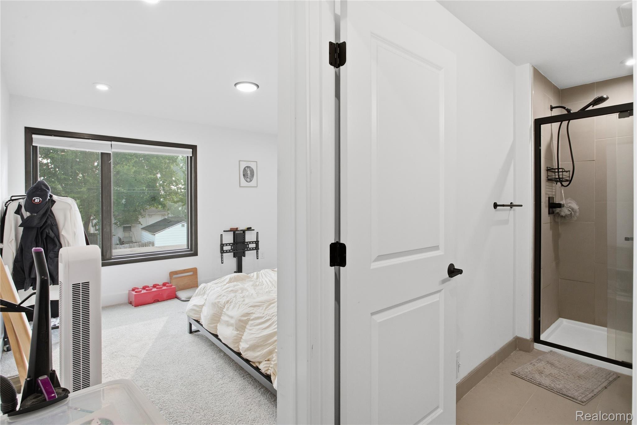 3305 Cochrane St Property Photo 19