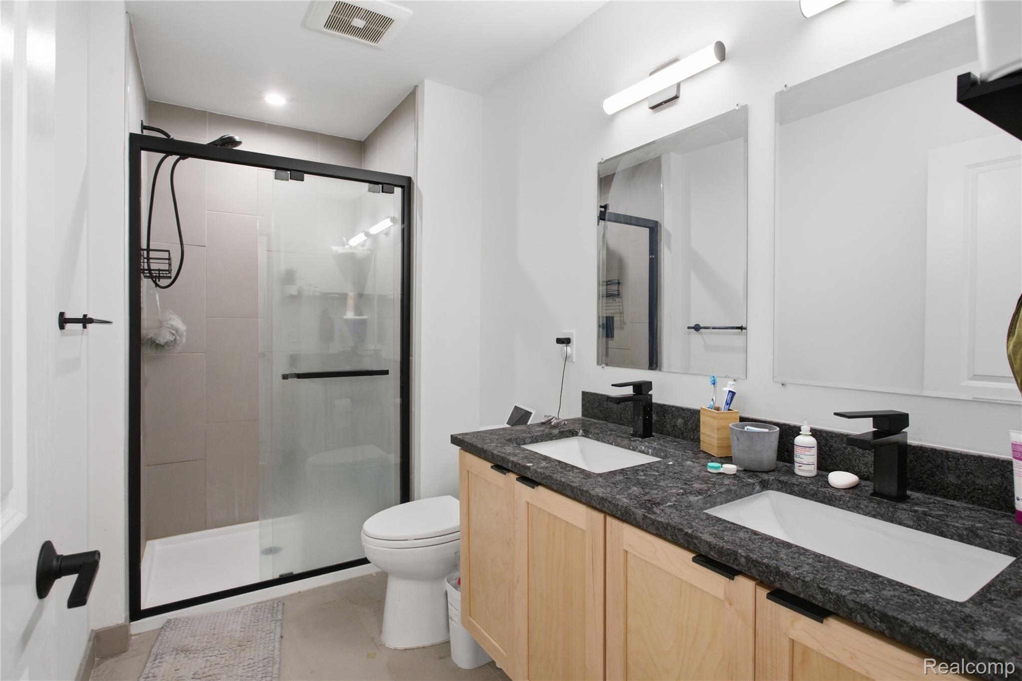3305 Cochrane St Property Photo 23