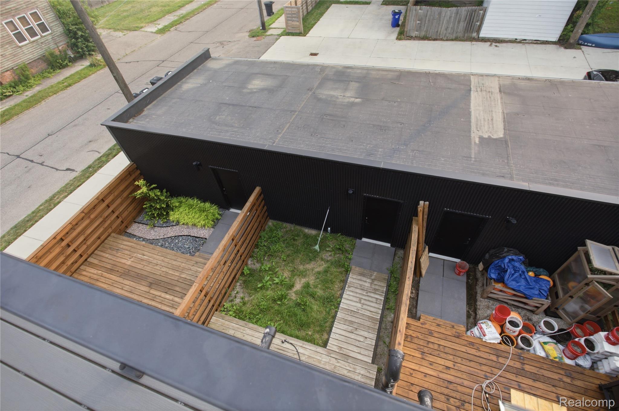 3305 Cochrane St Property Photo 29