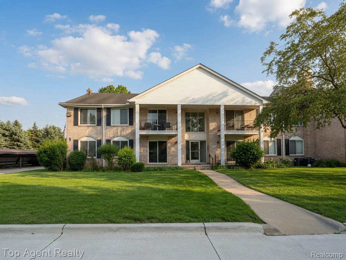 14211 Ivanhoe Drive Property Photo 1