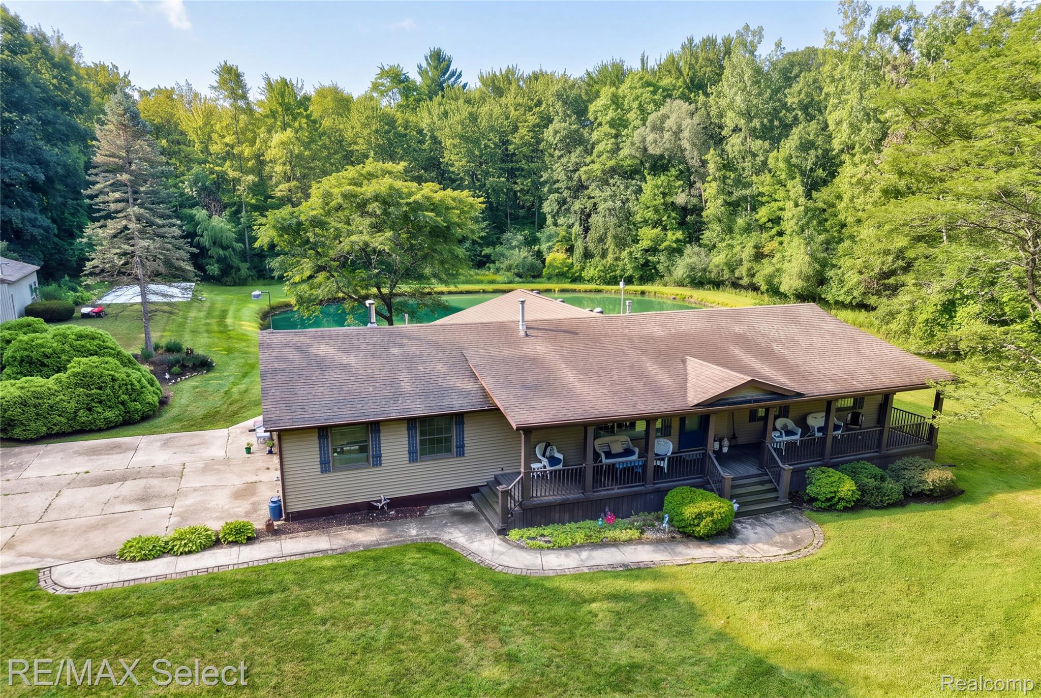 7030 Rathbun Road Property Photo 1