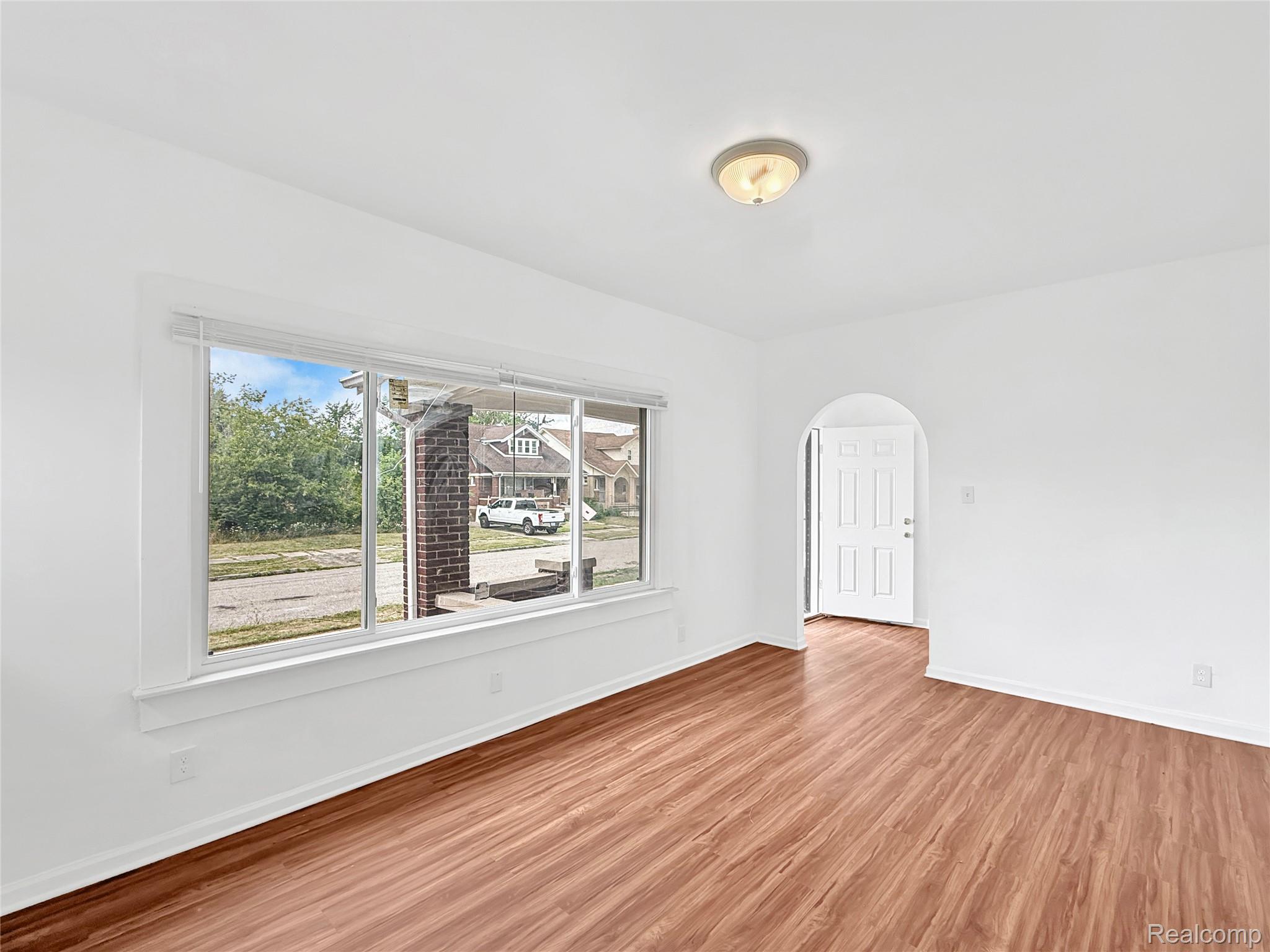 3690 Nottingham Road Property Photo 6