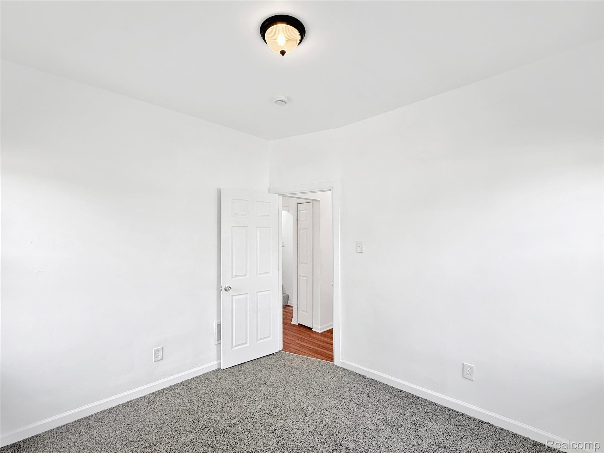 3690 Nottingham Road Property Photo 18