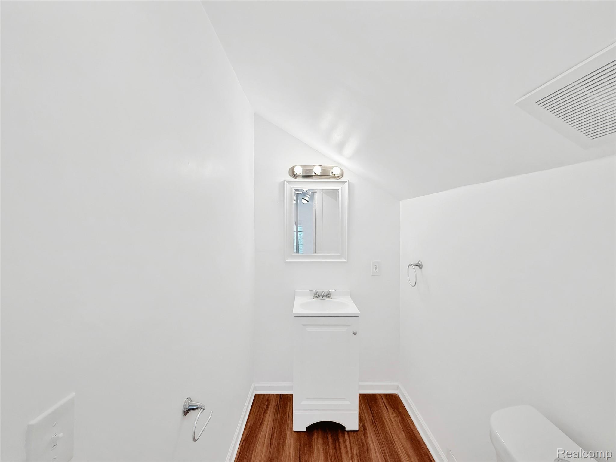 3690 Nottingham Road Property Photo 26
