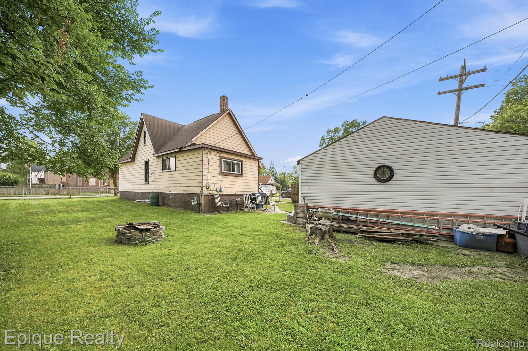 75 E Cicotte Street Property Photo 24