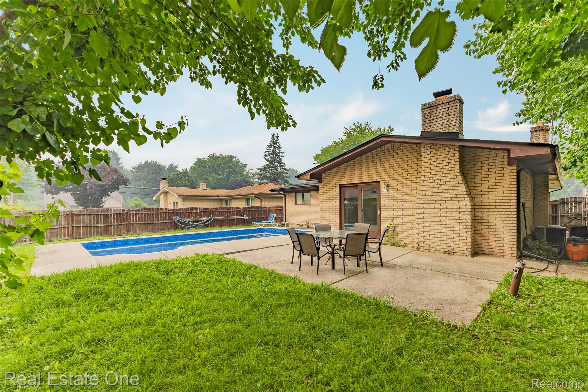37719 Adrian Drive Property Photo 41