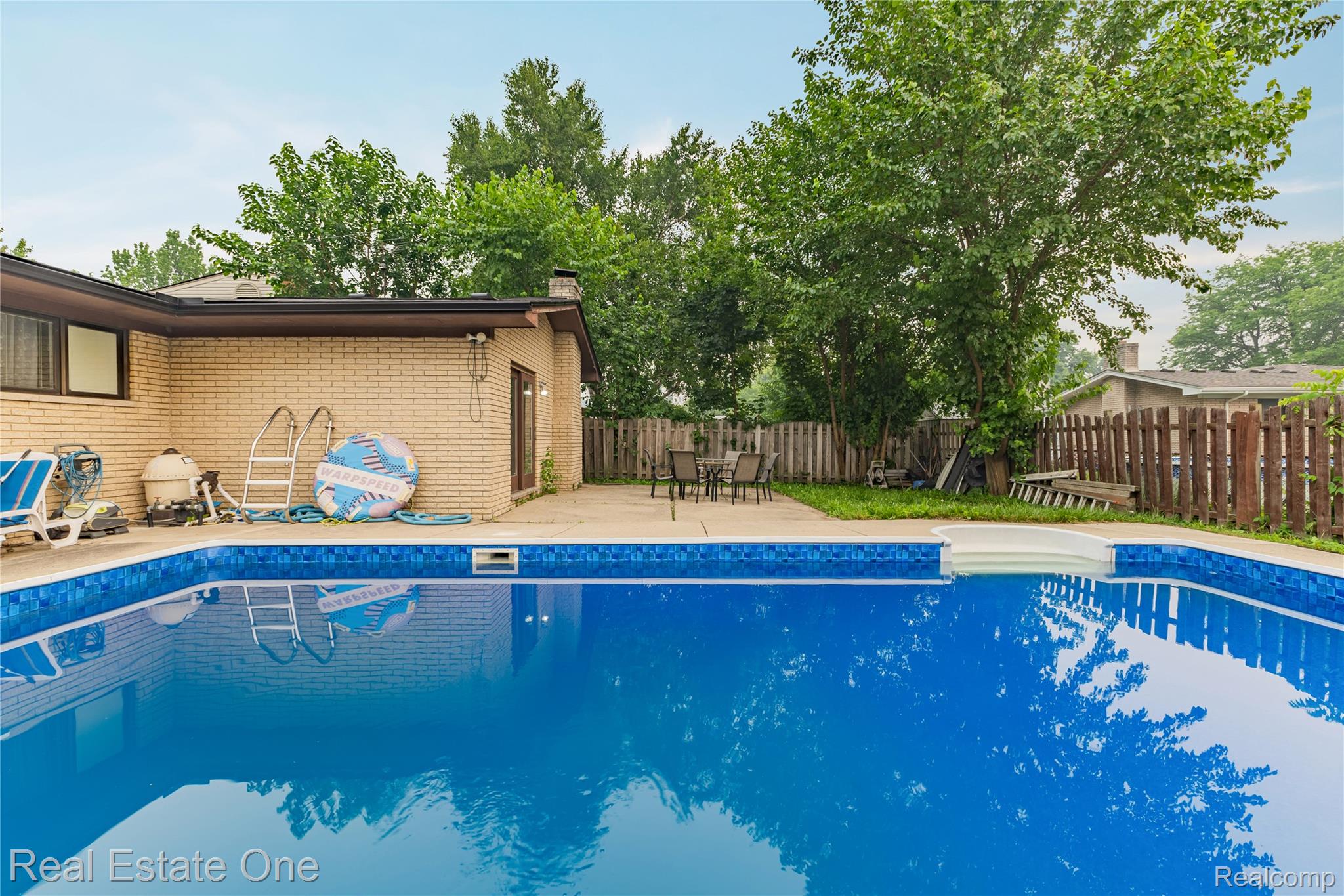 37719 Adrian Drive Property Photo 45